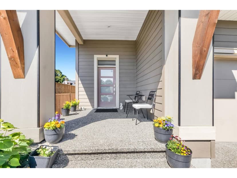 6561 FERN STREET, Sardis South, Chilliwack, photo 2
