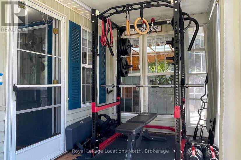 55 Topaz Street — photo 19 of 34