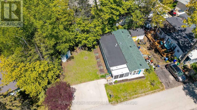 55 Topaz Street — photo 3 of 34