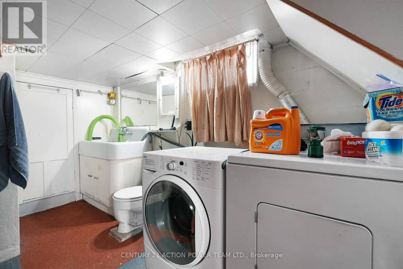 222 Montfort Street — photo 20 of 25