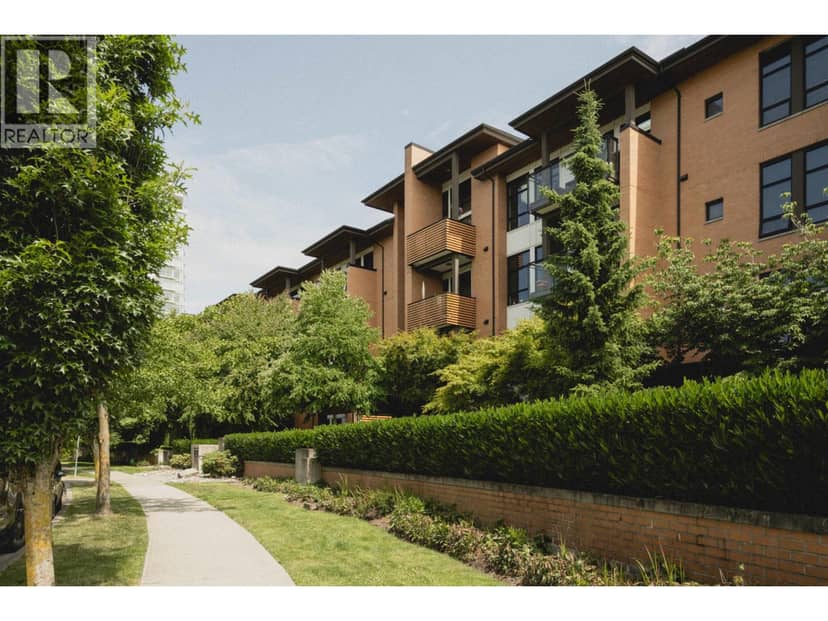 303 220 SALTER STREET, New Westminster, photo 2