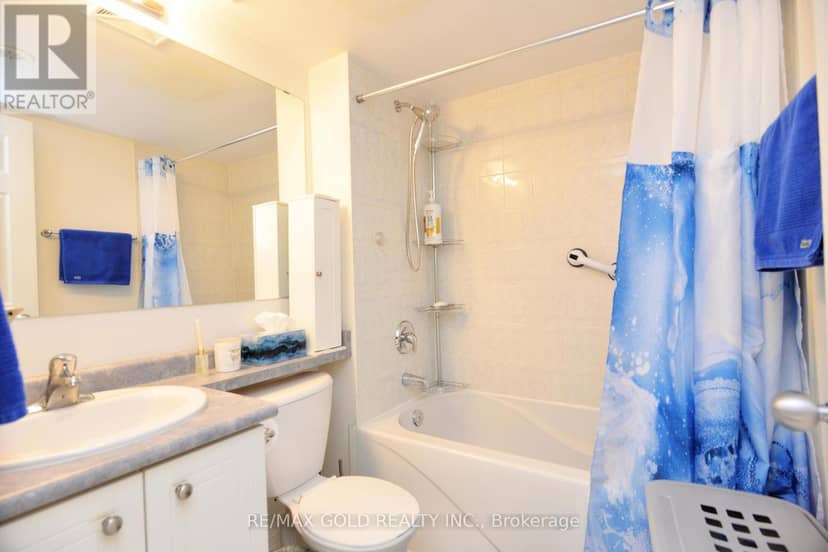 26 - 671A Warden Avenue — photo 22 of 30