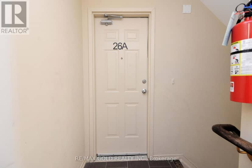 26 - 671A Warden Avenue — photo 4 of 30