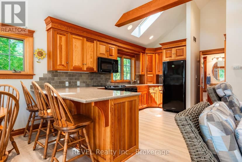 3091 Thunder Bay Road — photo 33 of 40