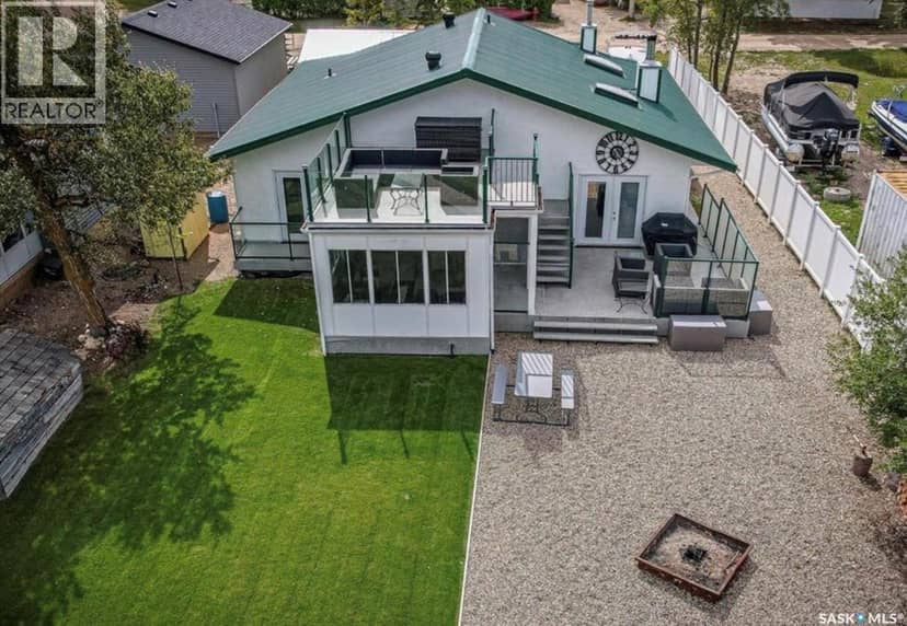 108 Iroquois DRIVE — photo 1 of 40