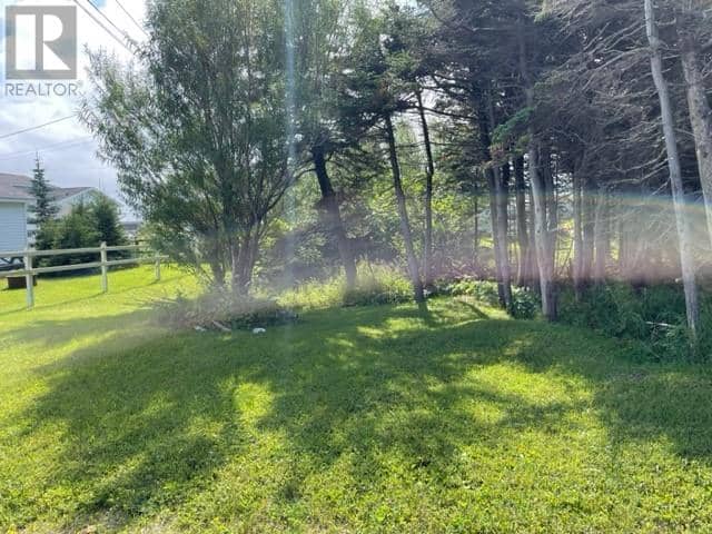 16 Beach Street — photo 4 of 4
