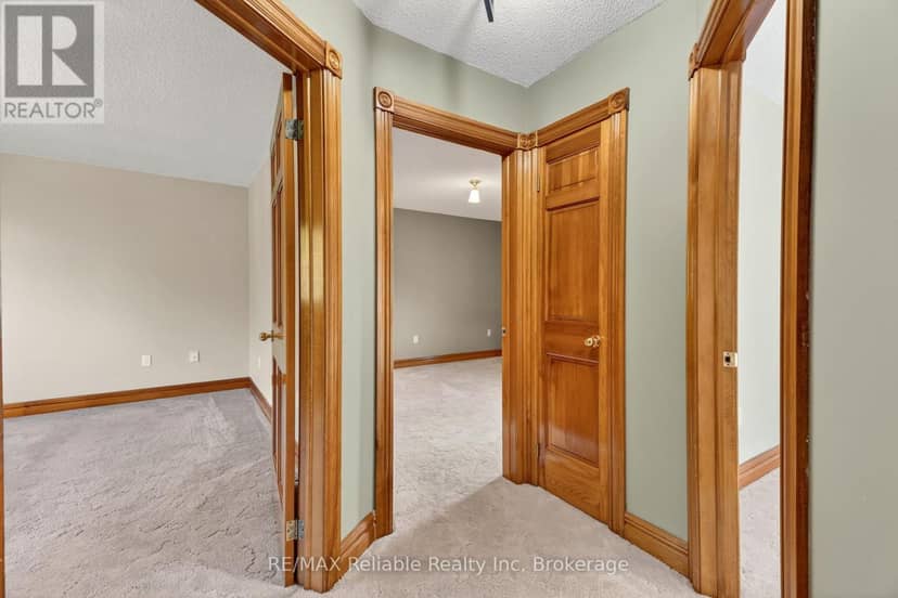 76 William Street — photo 20 of 40