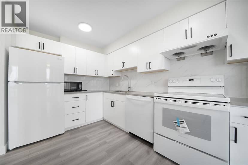 2102 6540 BURLINGTON AVENUE, Burnaby, photo 4