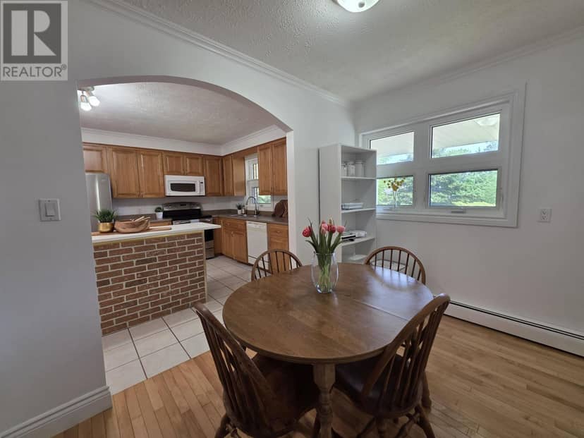 7 Crestview Drive — photo 6 of 36