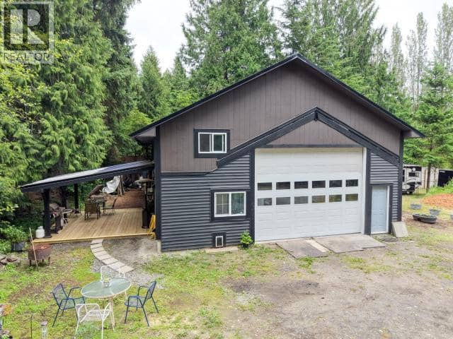 11198 TUCK ROAD, Powell River, photo 3