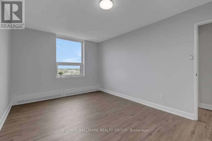 1007 - 665 Bathgate Drive — photo 35 of 40