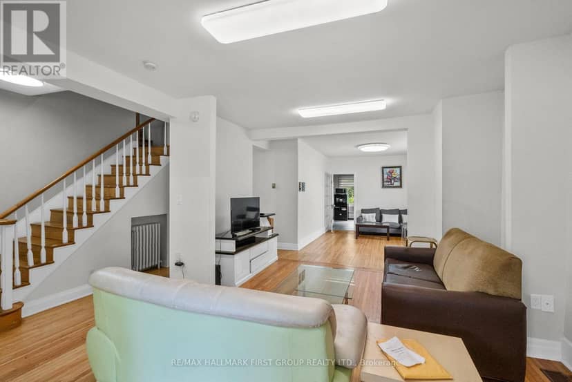 177 Niagara Boulevard — photo 3 of 19