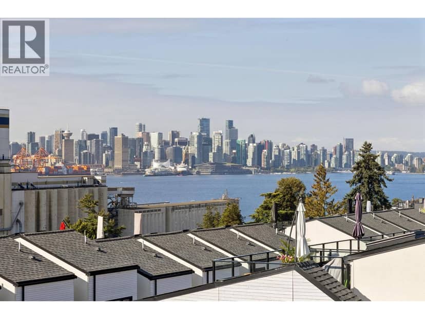 303 707 E 3RD STREET, North Vancouver