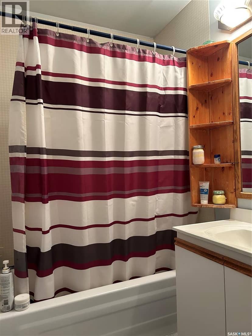 829 King STREET — photo 14 of 23