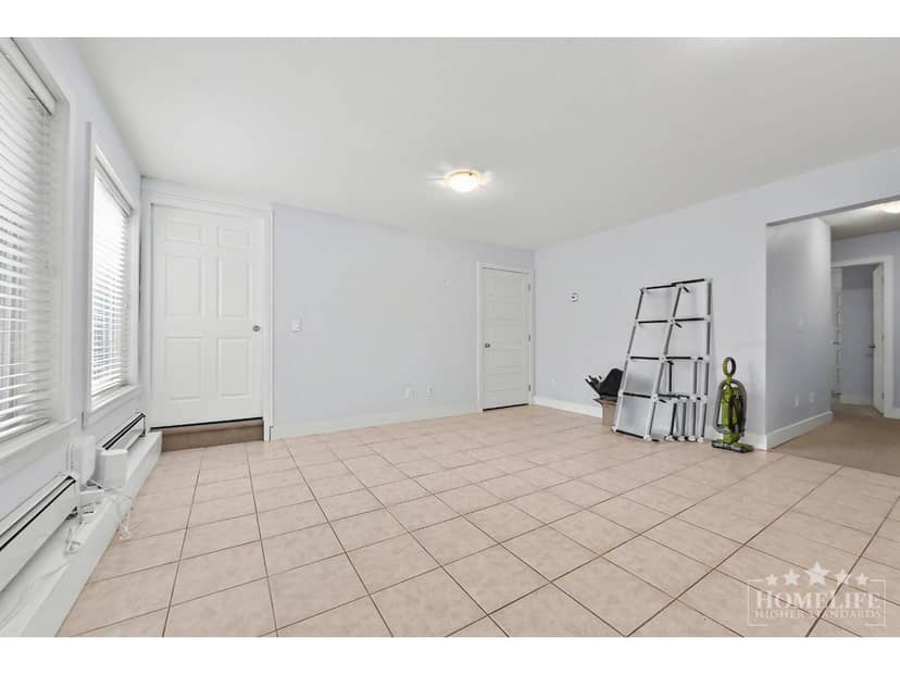 Basement 6125 148 STREET, Surrey, photo 4
