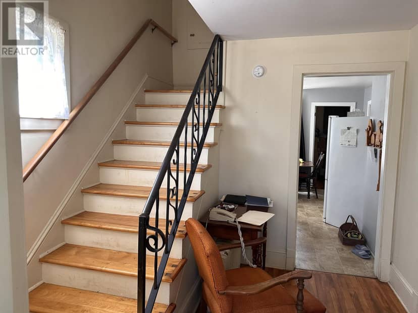 254 Notre Dame Street — photo 15 of 33