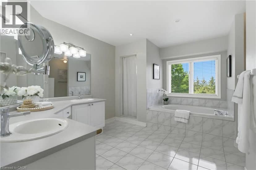 2205 SHAFTESBURY Court — photo 30 of 40
