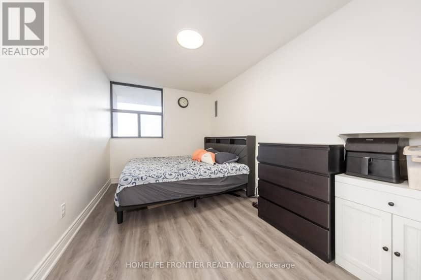 608 - 10 Tangreen Court, Toronto, photo 8