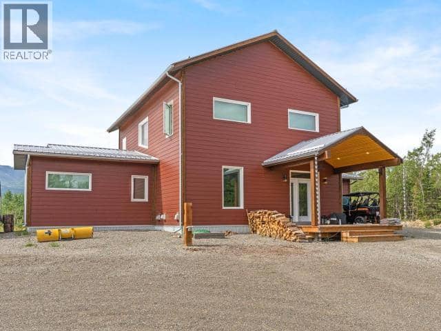 84 Orion Crescent, Whitehorse North, photo 3