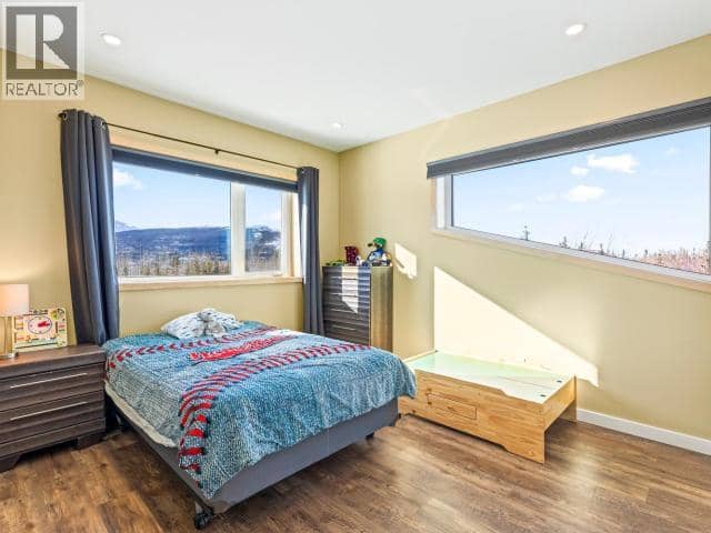 84 Orion Crescent — photo 30 of 40