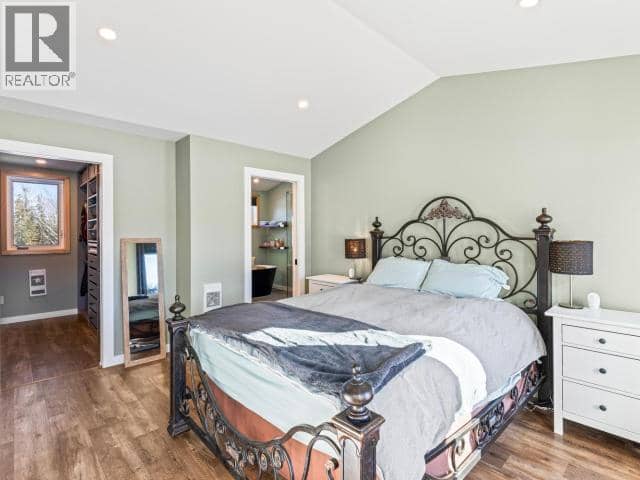 84 Orion Crescent — photo 21 of 40