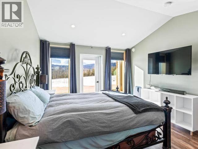 84 Orion Crescent — photo 19 of 40