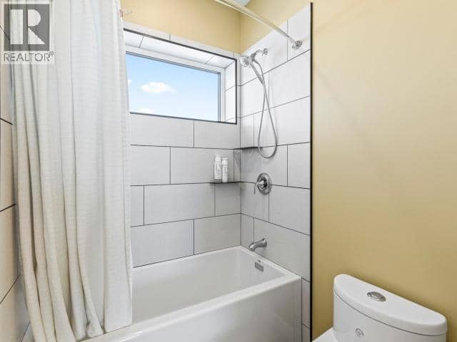 84 Orion Crescent — photo 28 of 40