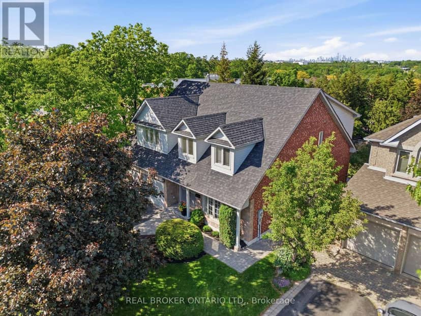 2205 Shaftesbury Court — photo 2 of 40