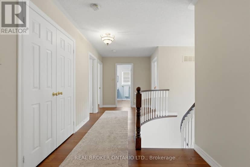 2205 Shaftesbury Court — photo 25 of 40