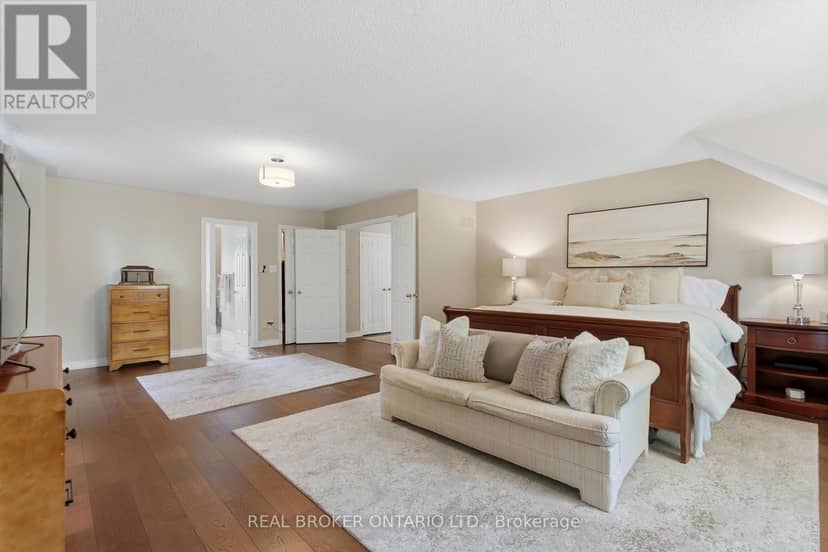 2205 Shaftesbury Court — photo 26 of 40