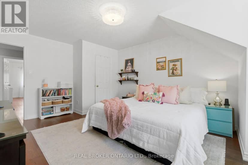 2205 Shaftesbury Court — photo 40 of 40