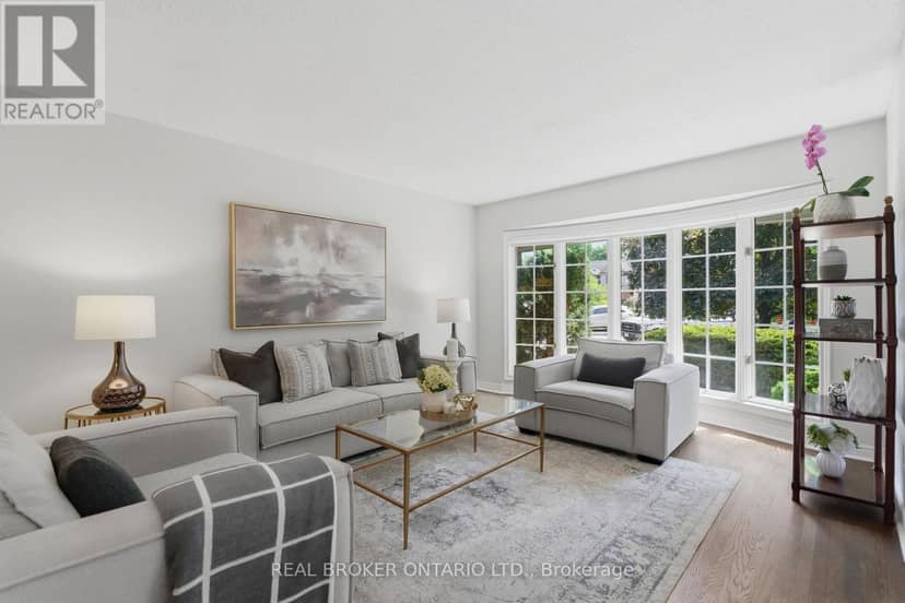 2205 Shaftesbury Court — photo 8 of 40