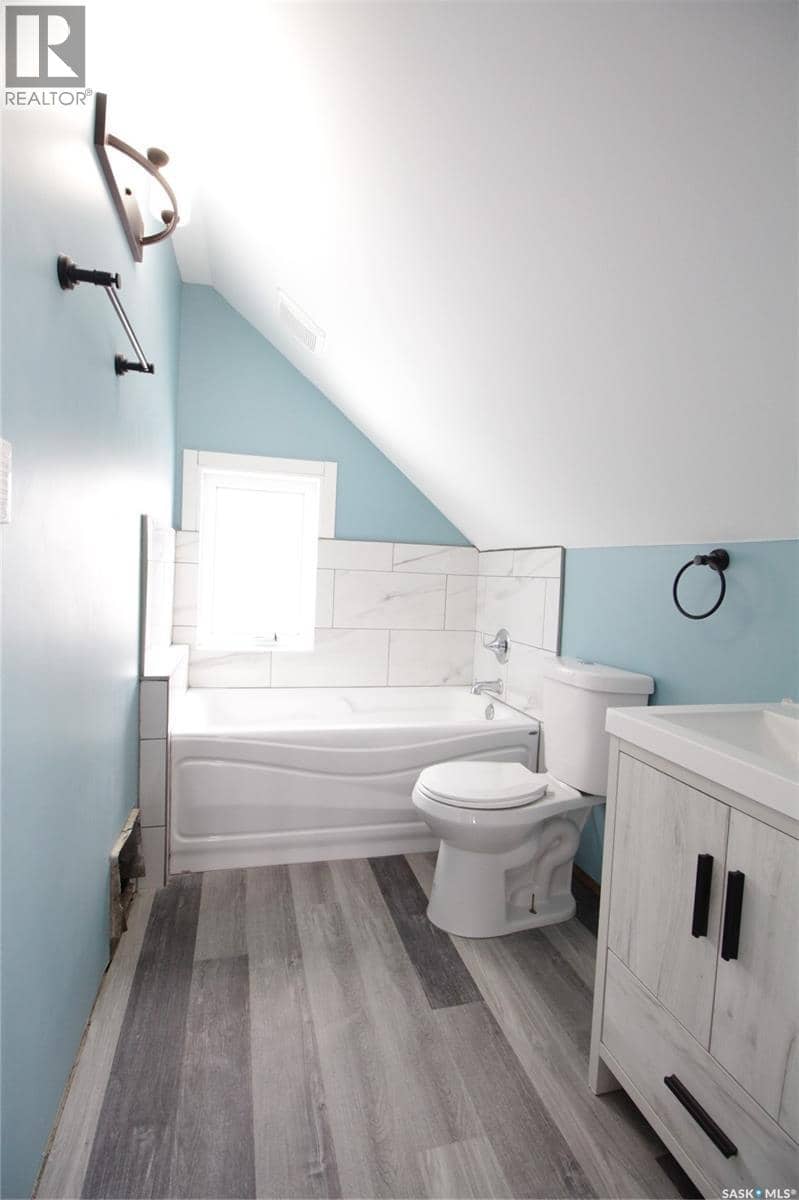 301 Pelly STREET — photo 16 of 23