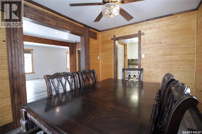 301 Pelly STREET — photo 10 of 23