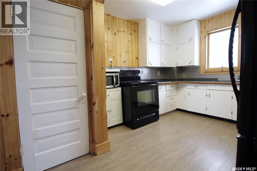 301 Pelly STREET — photo 11 of 23