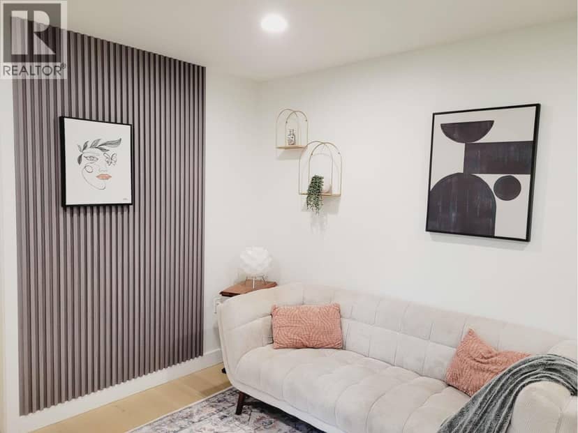 971 51A STREET, Delta, photo 3