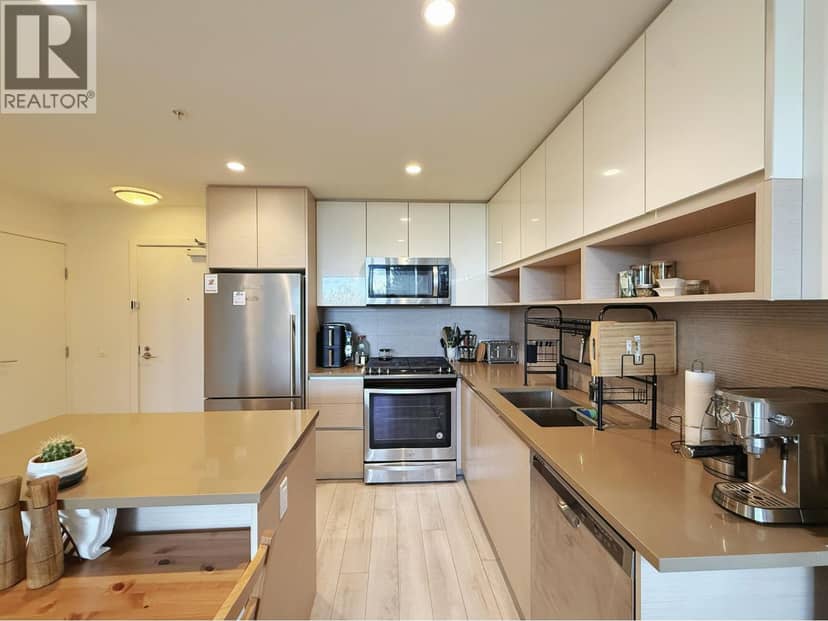 105 8850 UNIVERSITY CRESCENT, Burnaby, photo 6