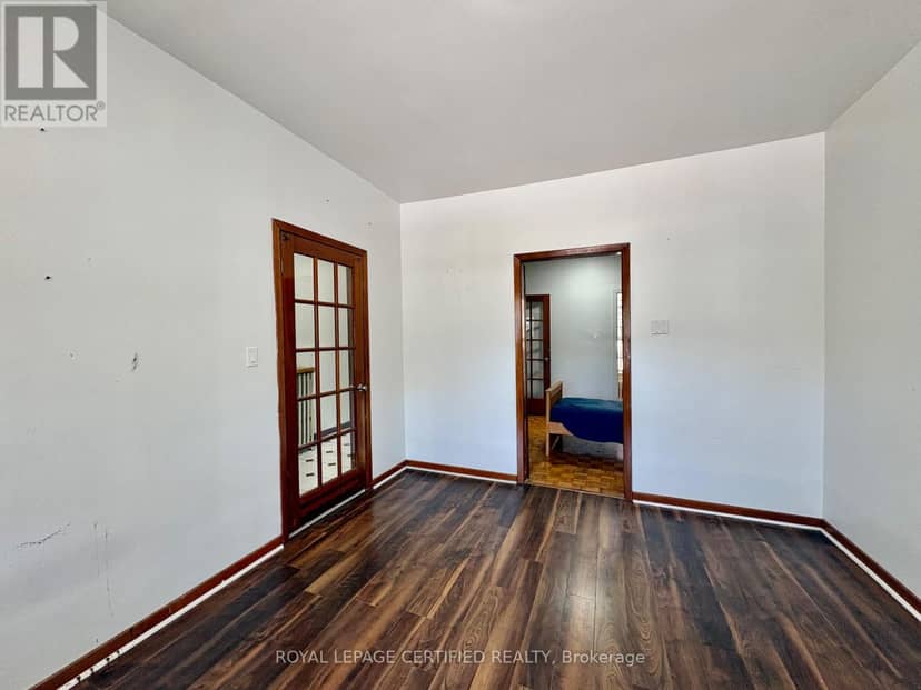36 Mitchell Avenue — photo 12 of 29