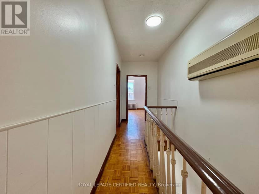 36 Mitchell Avenue — photo 18 of 29