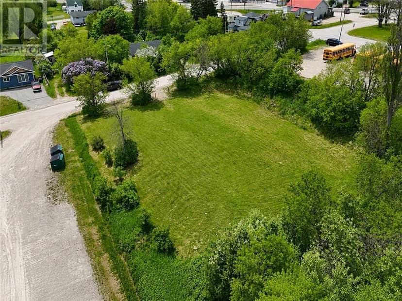LT 34 VANKOUGHNET Street, Little Current, photo 2