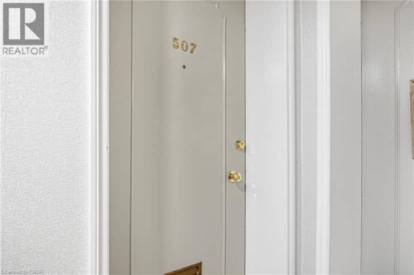 8 WOODMAN Drive S Unit# 507 — photo 5 of 25