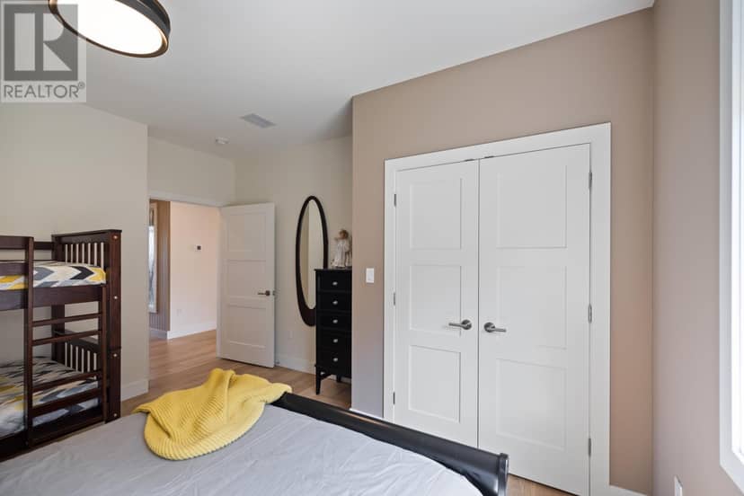 131 Bayview Drive — photo 25 of 40
