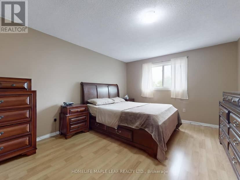 39 Lamay Crescent — photo 21 of 40