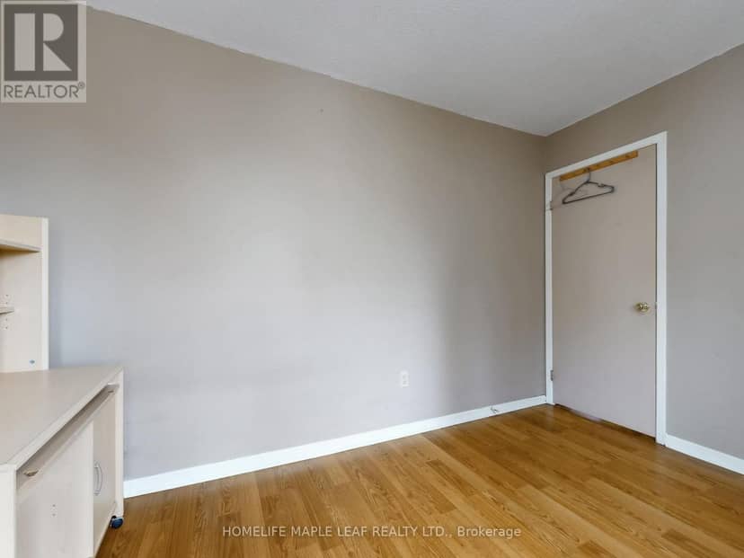 39 Lamay Crescent — photo 27 of 40