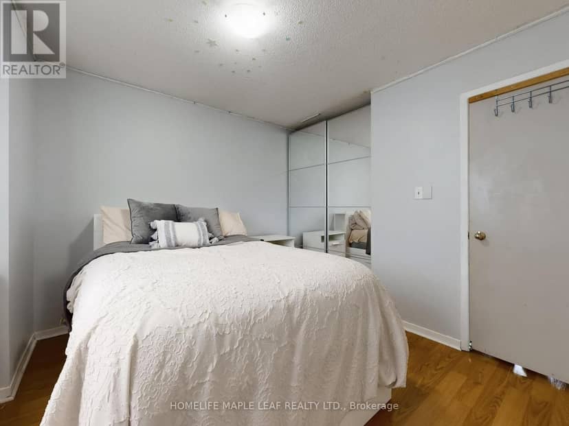 39 Lamay Crescent — photo 28 of 40