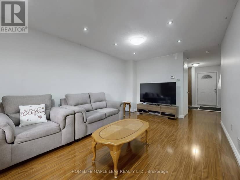 39 Lamay Crescent — photo 6 of 40
