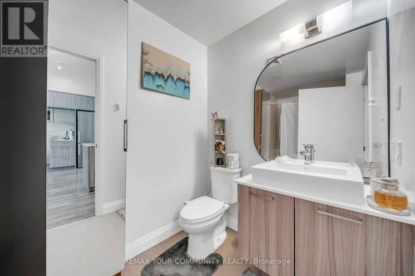 112 - 4800 Highway 7 Road — photo 19 of 39