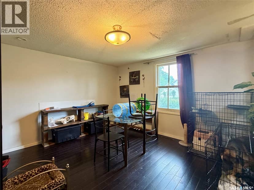 233 Herbert STREET E — photo 9 of 18