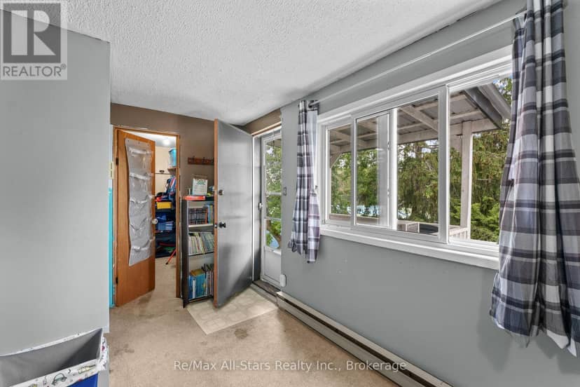 13 Eva Street — photo 18 of 40