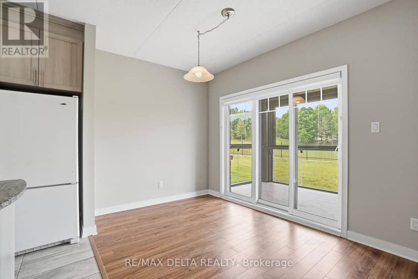 121 - 292 Masters Lane — photo 10 of 40